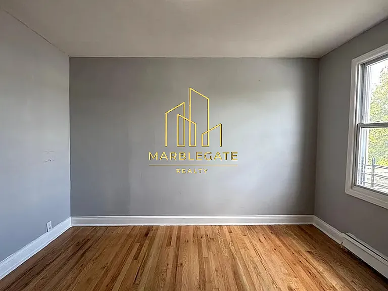 138-140 Clinton Ave #2FF — Photo 6