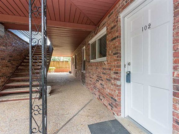 2nd image of 300 Bayou Blvd APT 102