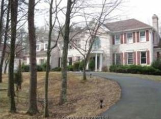 11035 Briarlynn Ct, Fairfax Station, VA 22039