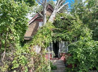 2978 Holcomb St, Detroit, MI 48214