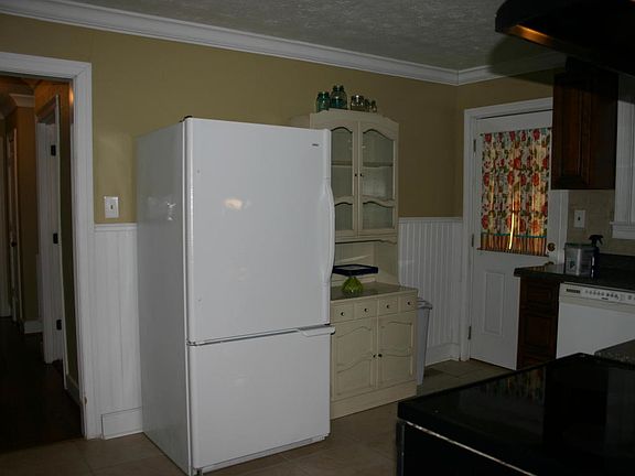 4th image of 5200 Mohawk Dr