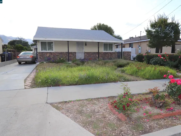 7558 Delia Ave, Sun Valley, CA 91352