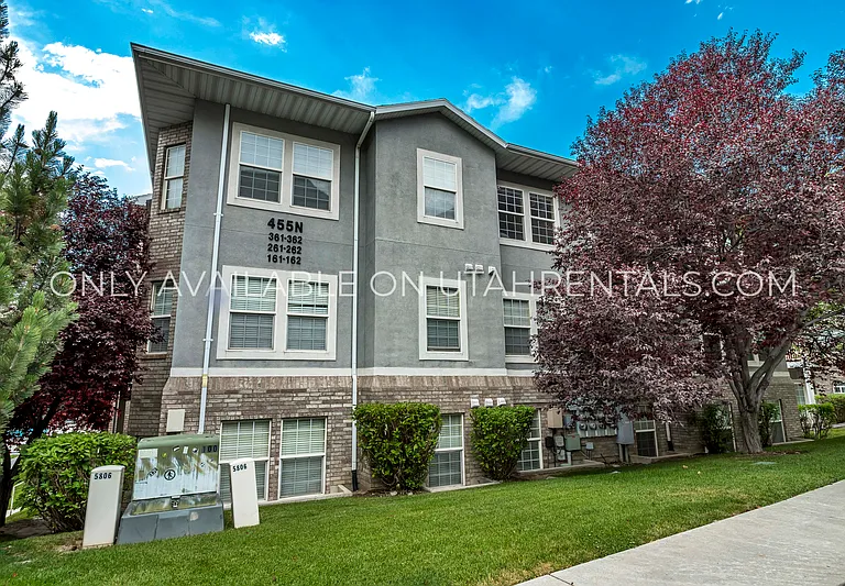 455 Belmont Pl #164-2 — Photo 21