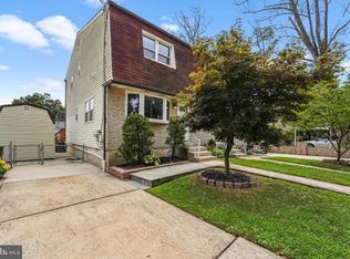 208 Rively Ave, Darby, PA 19023