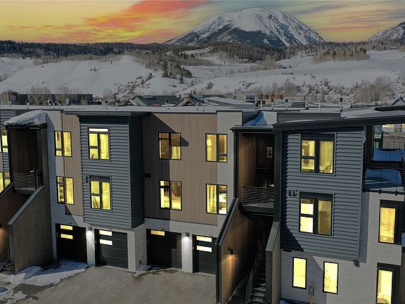 4th image of 930 Blue River Parkway UNIT 622