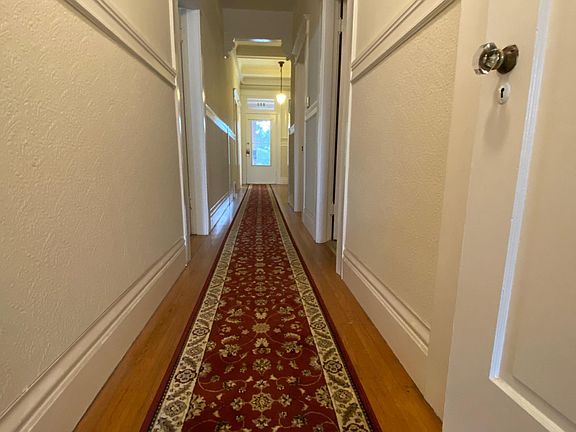 2nd image of 929 Lincoln Way