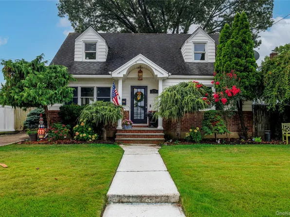 578 Irene Street, South Hempstead, NY 11550