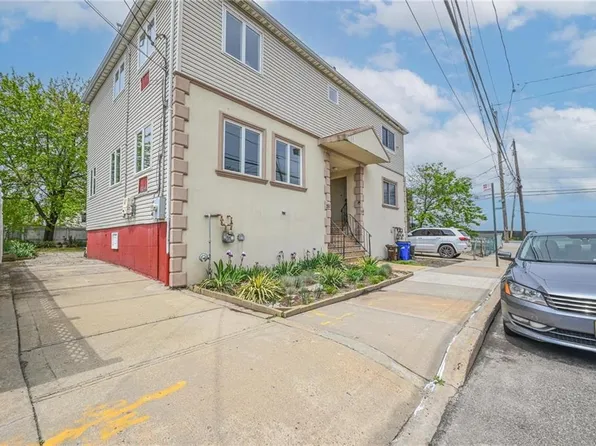 351 Beach 87th St, Rockaway Beach, NY 11693