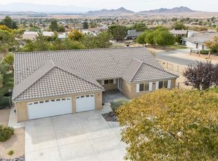 17044 Tiama Rd, Apple Valley, CA 92307