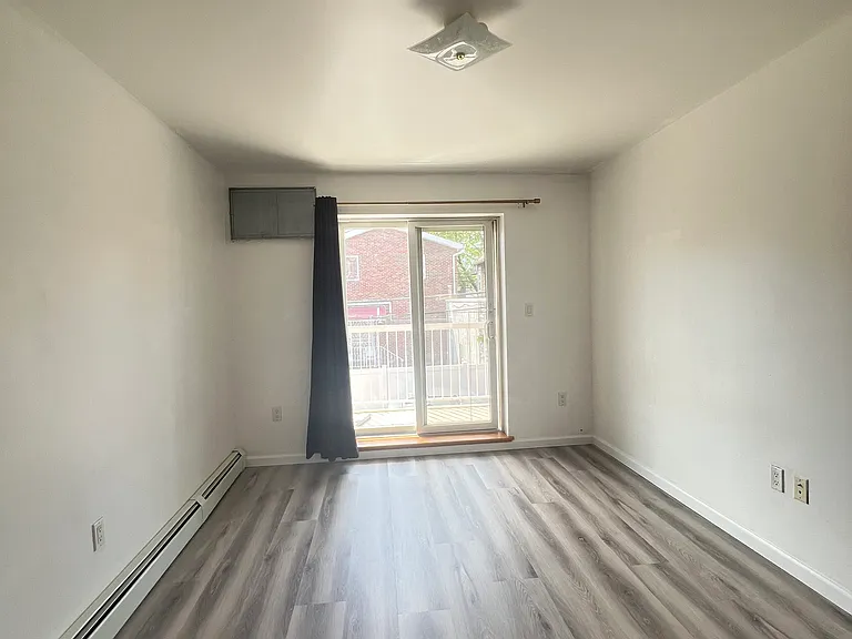 215 Bay 7 St #2 — Photo 5