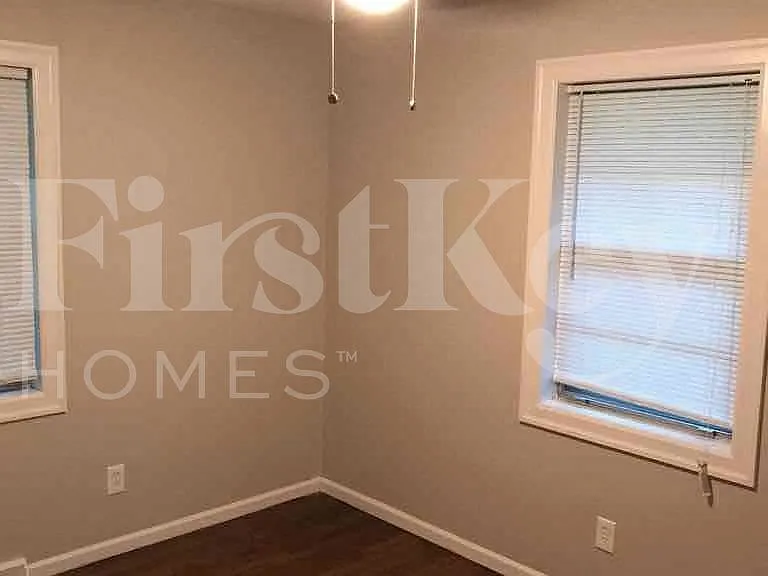 4800 N Wallace Ave — Photo 7