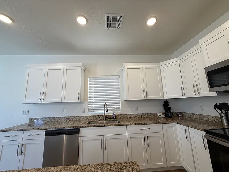 539 S Stewart Creek Cv #A — Photo 5