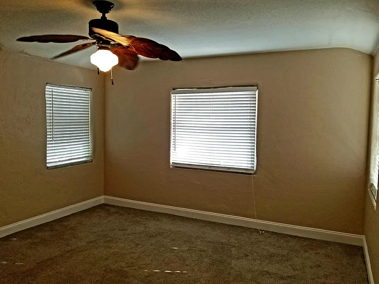 512 E Strawbridge Ave #512 — Photo 6