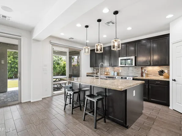 3105 E ROLAND Street, Mesa, AZ 85213