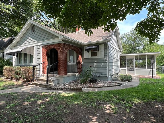2nd image of 1423 S Dodgion Ave