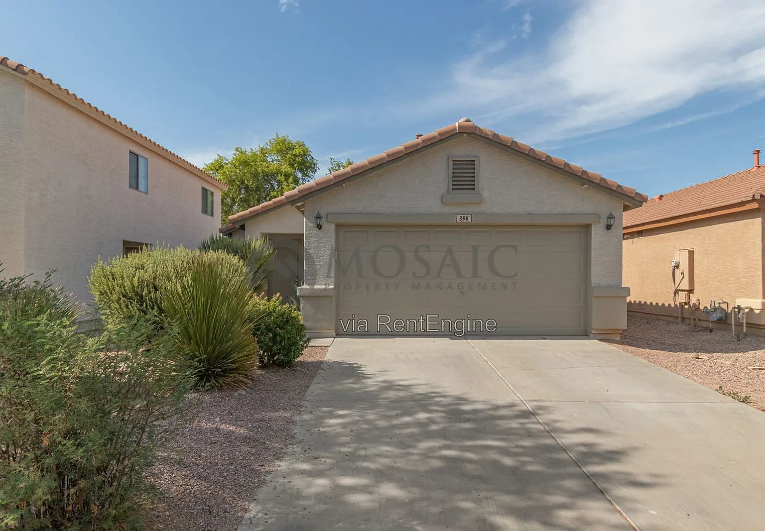 3 bed, 2.0 bath, 1065 sqft, $1,599 — Photo 1