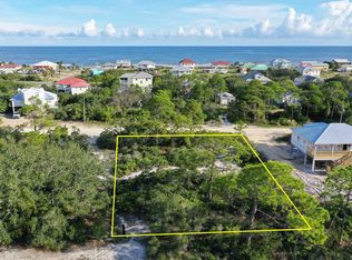 717 W Pine Ave, Eastpoint, FL 32328
