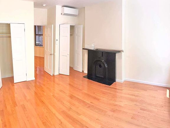 4th image of 263 1st Ave APT 6