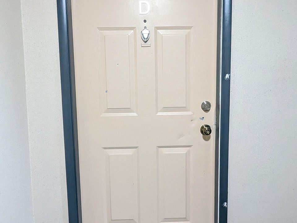 1st image of 19621 Gunners Branch Rd Unit D