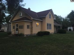 121 E 2nd St, Galva, KS 67443