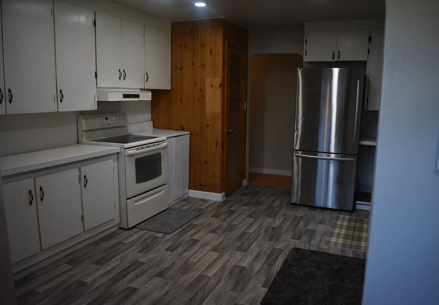 3 bed, 1.0 bath, 1150 sqft, $1,795 — Photo 4