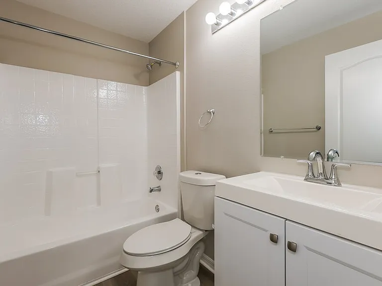 1038 Harvest Moon Dr — Photo 14