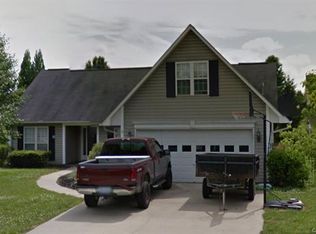 186 Planters Creek Rd, Fletcher, NC 28732