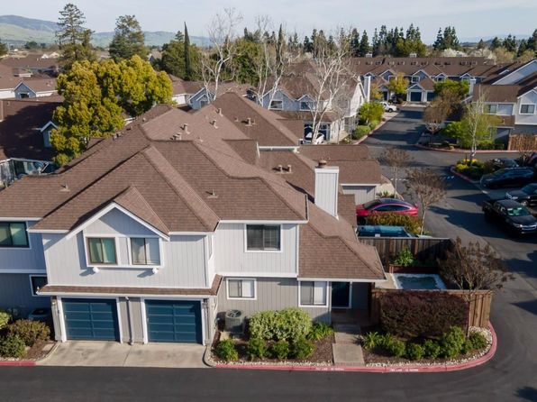 350 Creekview Dr, Morgan Hill, CA 95037