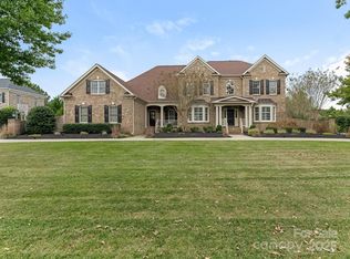 312 Fox Chase Ct, Waxhaw, NC 28173