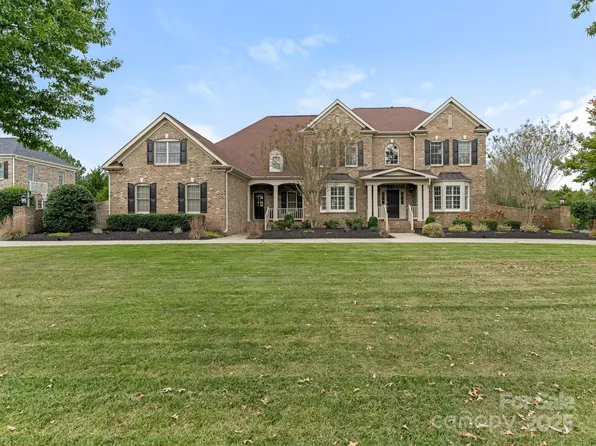 312 Fox Chase Ct, Waxhaw, NC 28173