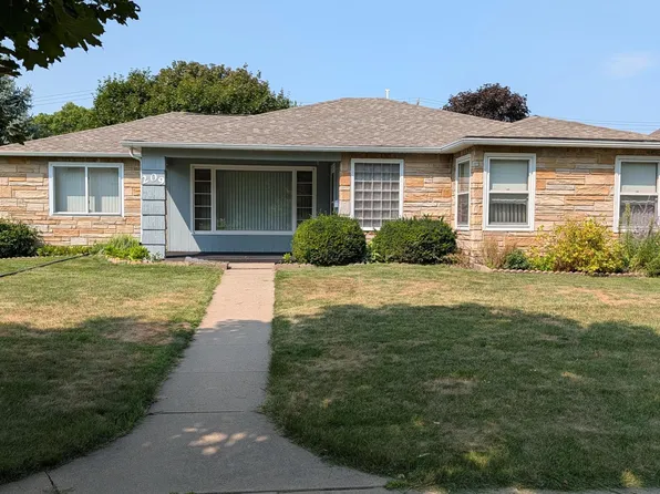 209 3rd Ave, Madison, MN 56256