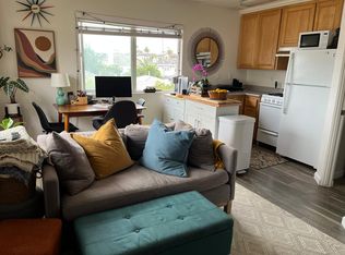 330 La Veta Ave #A, Encinitas, CA 92024