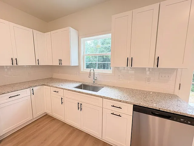 6901 Hunter Rd — Photo 7