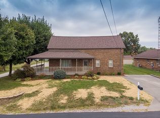 5243 W Ireland Walnut St, Jasper, IN 47546