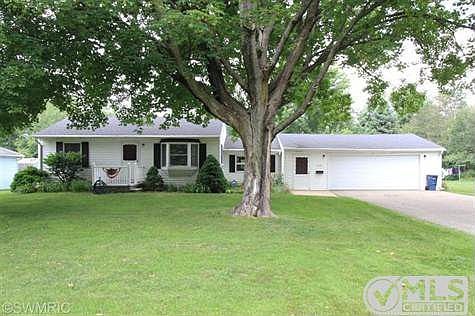 1st image of 3905 Jennings Dr