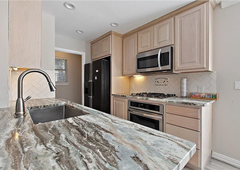 1st image of 5303 Lark Creek Dr