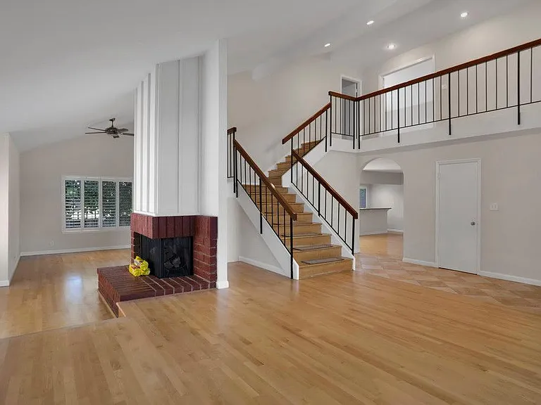 976 Pizarro Ln — Photo 15