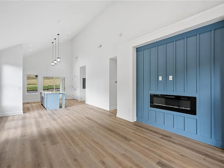 2050 Morehouse Dr NW — Photo 7