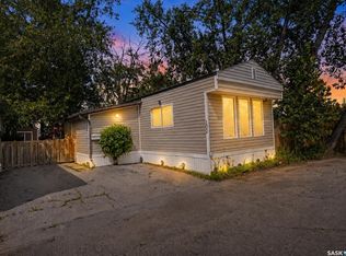 UNIT 102-219 Grant STREET, Saskatoon, SK S7N 2A5