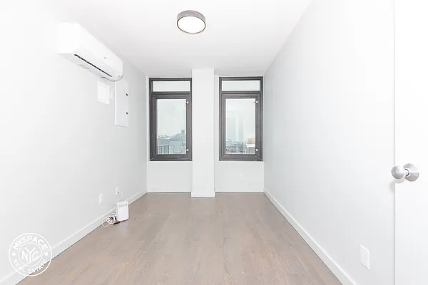 Rented by MySpaceNYC | media 7