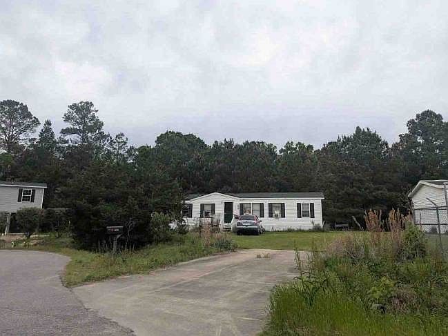 1st image of 8374 Huntington Ct
