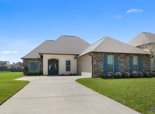 34013 Osprey Dr, Denham Springs, LA 70706