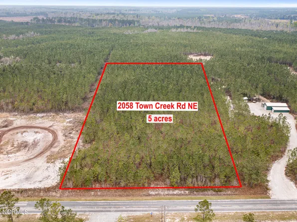 2058 Town Creek Road NE, Leland, NC 28451