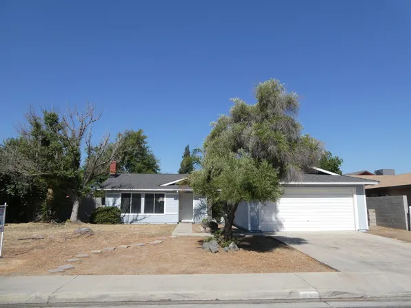 415 N Kelly Drive, Dinuba, CA 93618
