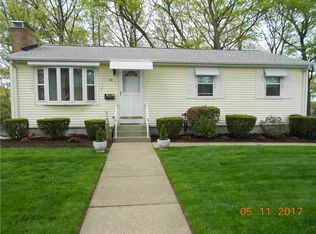 60 Puritan St, North Providence, RI 02904
