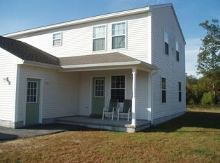 26 Memory Ln, Buxton, ME 04093