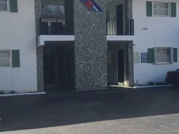 320 SW 1st St #D-6, Pompano Beach, FL 33060