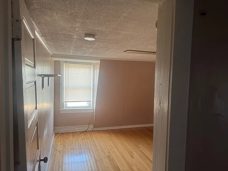 1942 Fairview Ave #2 — Photo 7