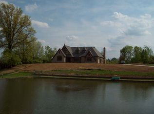 6483 Werk Rd, Cincinnati, OH 45248