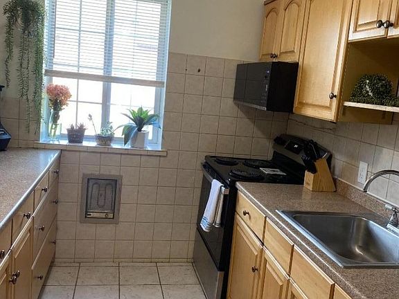 4th image of 255 Tucker Ave #235